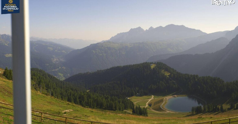 Webcam Pinzolo - Rifugio Doss del Sabion - 2100m