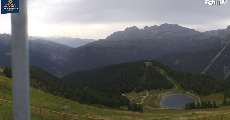 Webcam Pinzolo - Rifugio Doss del Sabion - 2100m
