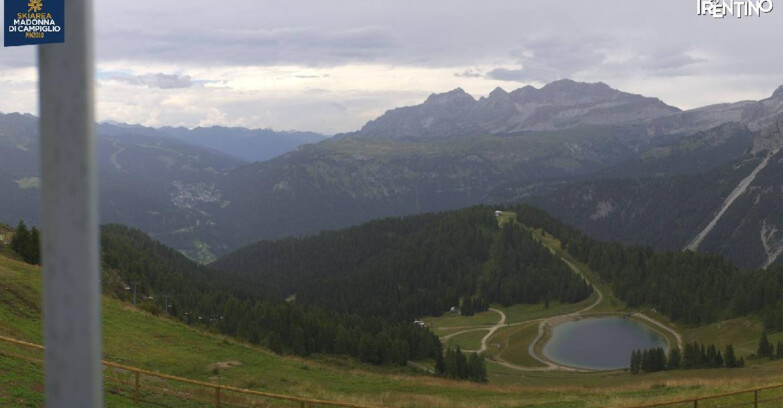 Webcam Pinzolo - Rifugio Doss del Sabion - 2100m