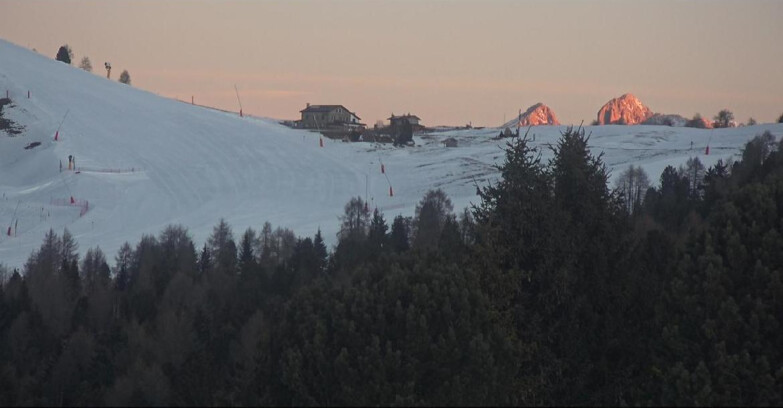 Webcam Bellamonte-Alpe Lusia  - Pista Dolomitica