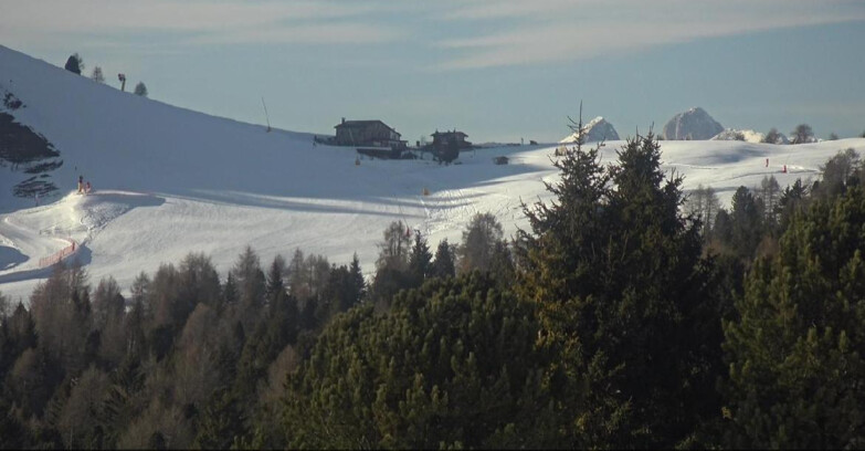 Webcam Белламонте-Альпе-Лусиа  - Pista Dolomitica