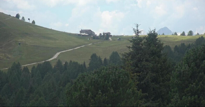 Webcam Белламонте-Альпе-Лусиа  - Pista Dolomitica