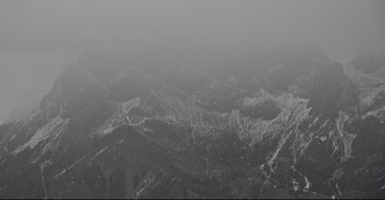 Webcam Сан-Мартино-ди-Кастроцца - Пассо-Ролле - Pale di San Martino