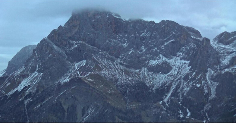 Webcam Сан-Мартино-ди-Кастроцца - Пассо-Ролле - Pale di San Martino