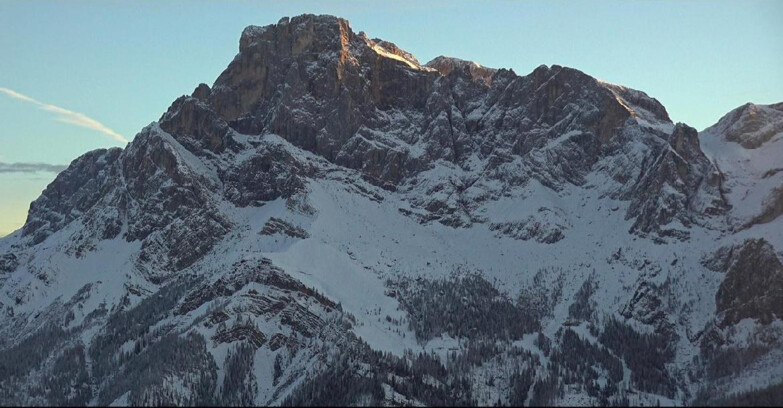 Webcam Сан-Мартино-ди-Кастроцца - Пассо-Ролле - Pale di San Martino