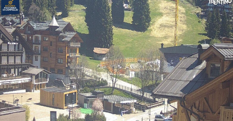 Webcam Madonna di Campiglio (Skiarea Campiglio Dolomiti di Brenta - Val di Sole Val Rendena) - Madonna di Campiglio