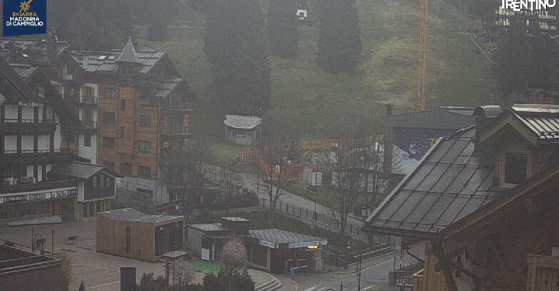 Webcam Madonna di Campiglio (Skiarea Campiglio Dolomiti di Brenta - Val di Sole Val Rendena) - Madonna di Campiglio