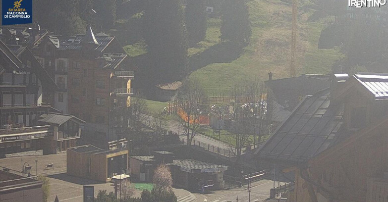 Webcam Madonna di Campiglio (Skiarea Campiglio Dolomiti di Brenta - Val di Sole Val Rendena) - Madonna di Campiglio