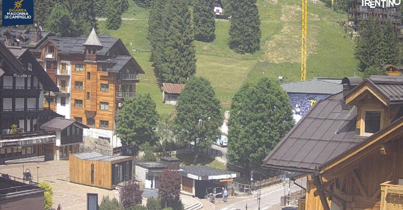 Webcam Madonna di Campiglio (Skiarea Campiglio Dolomiti di Brenta - Val di Sole Val Rendena) - Madonna di Campiglio