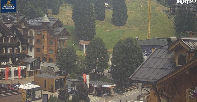 Webcam Madonna di Campiglio (Skiarea Campiglio Dolomiti di Brenta - Val di Sole Val Rendena) - Madonna di Campiglio