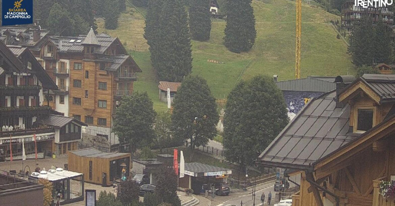 Webcam Madonna di Campiglio (Skiarea Campiglio Dolomiti di Brenta - Val di Sole Val Rendena) - Madonna di Campiglio
