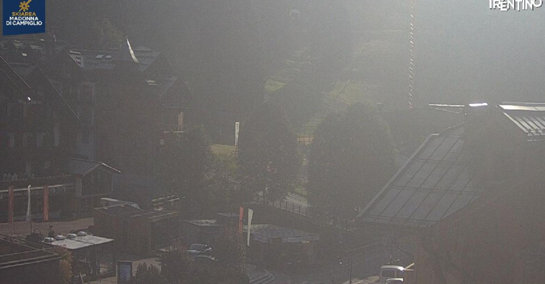 Webcam Madonna di Campiglio (Skiarea Campiglio Dolomiti di Brenta - Val di Sole Val Rendena) - Madonna di Campiglio