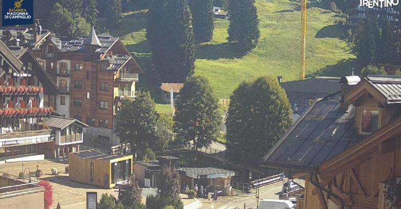 Webcam Madonna di Campiglio (Skiarea Campiglio Dolomiti di Brenta - Val di Sole Val Rendena) - Madonna di Campiglio