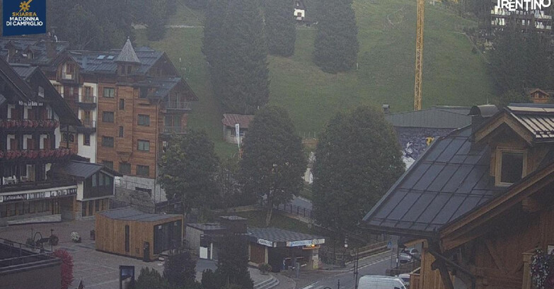 Webcam Madonna di Campiglio (Skiarea Campiglio Dolomiti di Brenta - Val di Sole Val Rendena) - Madonna di Campiglio