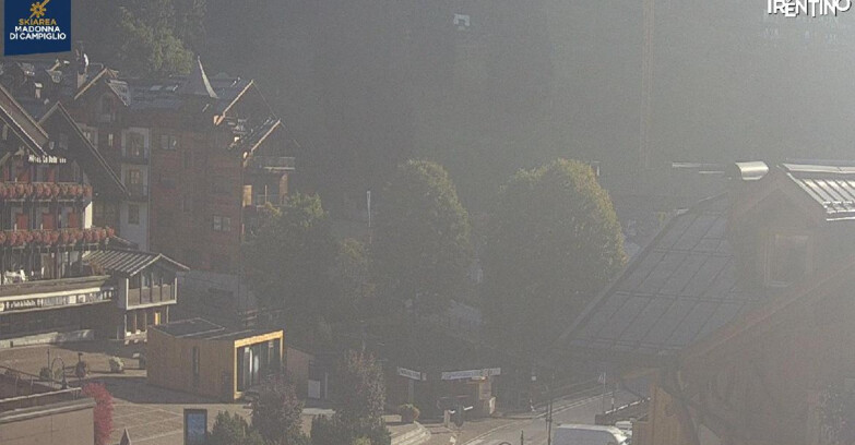 Webcam Madonna di Campiglio (Skiarea Campiglio Dolomiti di Brenta - Val di Sole Val Rendena) - Madonna di Campiglio