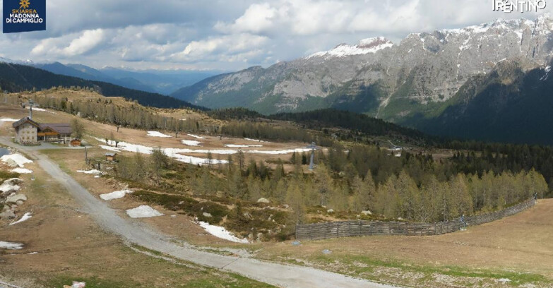Webcam Мадонна-ди-Кампильо  - Rifugio Viviani