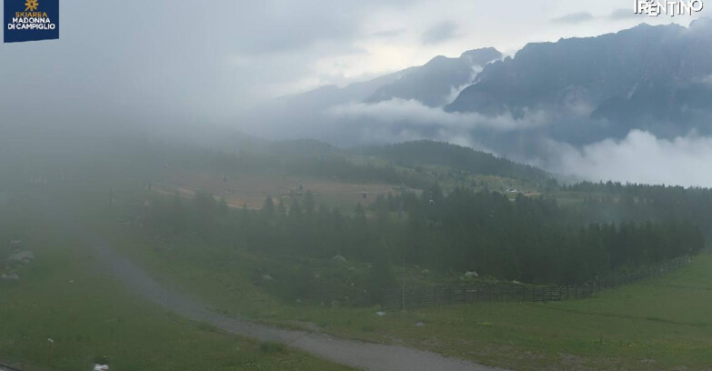 Webcam Madonna di Campiglio - Rifugio Viviani