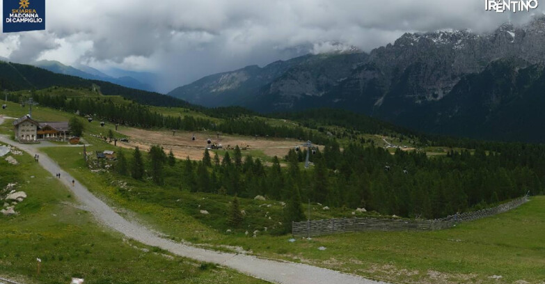 Webcam Мадонна-ди-Кампильо  - Rifugio Viviani