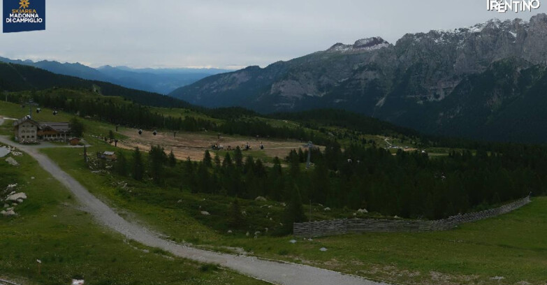 Webcam Мадонна-ди-Кампильо  - Rifugio Viviani