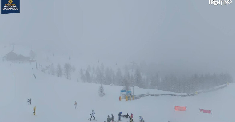 Webcam Madonna di Campiglio - Campiglio Rifugio Viviani 