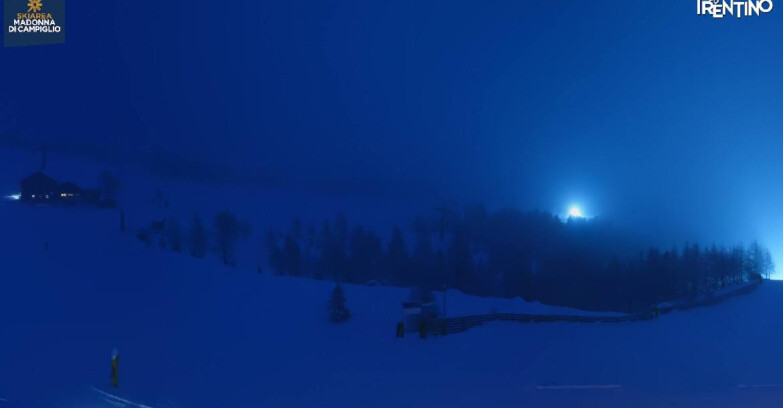 Webcam Madonna di Campiglio - Campiglio Rifugio Viviani 