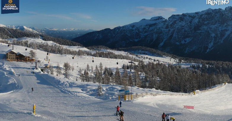 Webcam Мадонна-ди-Кампильо  - Rifugio Viviani