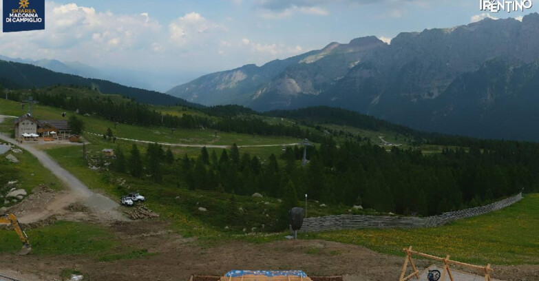 Webcam Мадонна-ди-Кампильо  - Rifugio Viviani