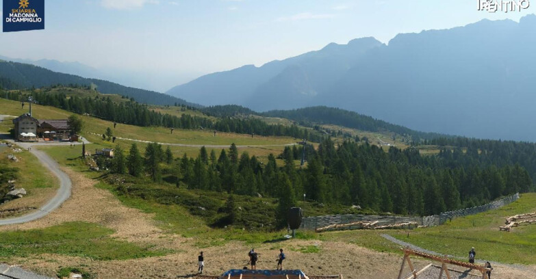 Webcam Madonna di Campiglio - Rifugio Viviani