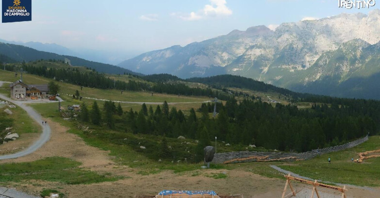 Webcam Madonna di Campiglio - Rifugio Viviani