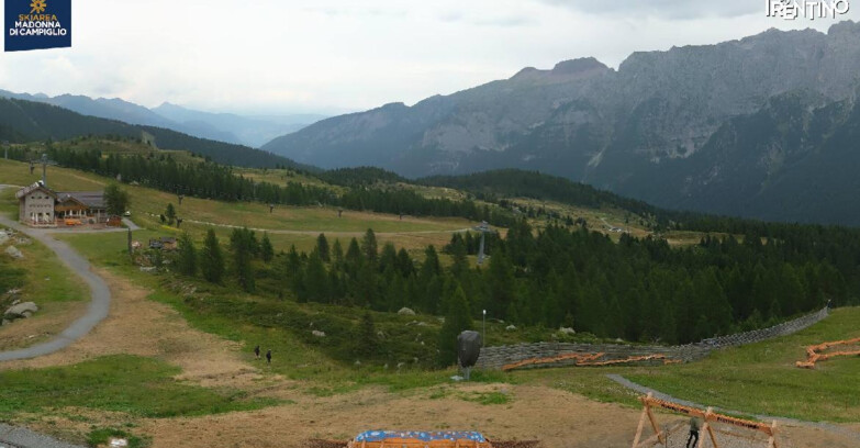 Webcam Madonna di Campiglio - Rifugio Viviani