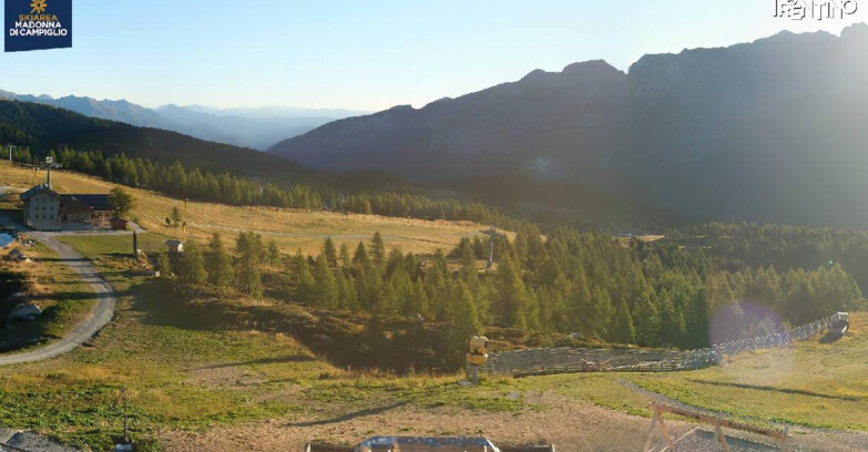 Webcam Madonna di Campiglio - Rifugio Viviani