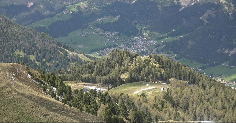Webcam Pozza di Fassa-Aloch-Buffaure  - Sasso Lungo und Sasso Piatto