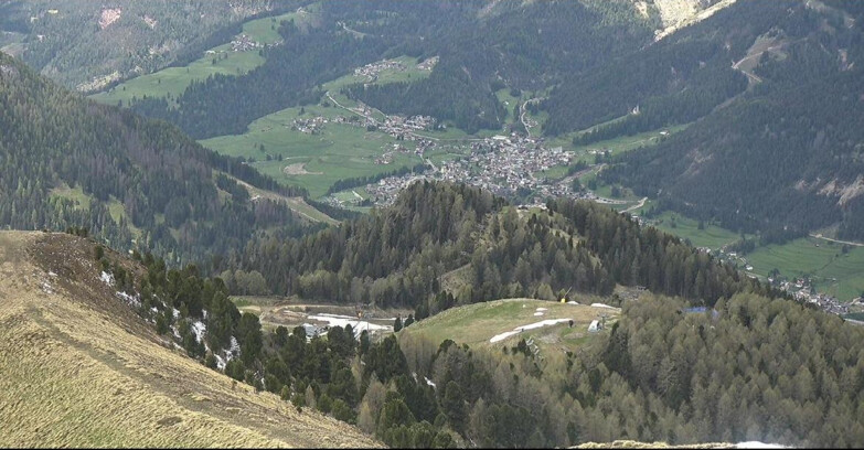 Webcam Pozza di Fassa-Aloch-Buffaure  - Sasso Lungo und Sasso Piatto