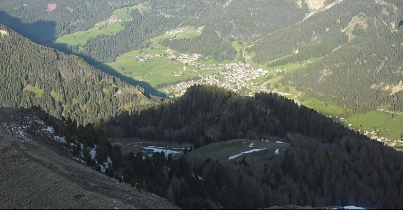 Webcam Pozza di Fassa-Aloch-Buffaure  - Sasso Lungo e Sasso Piatto visti da Buffaure