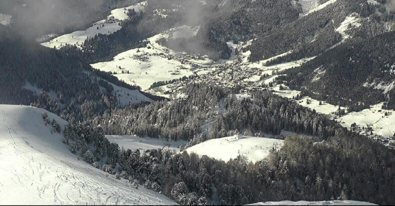 Webcam Pozza di Fassa-Aloch-Buffaure  - Sasso Lungo und Sasso Piatto