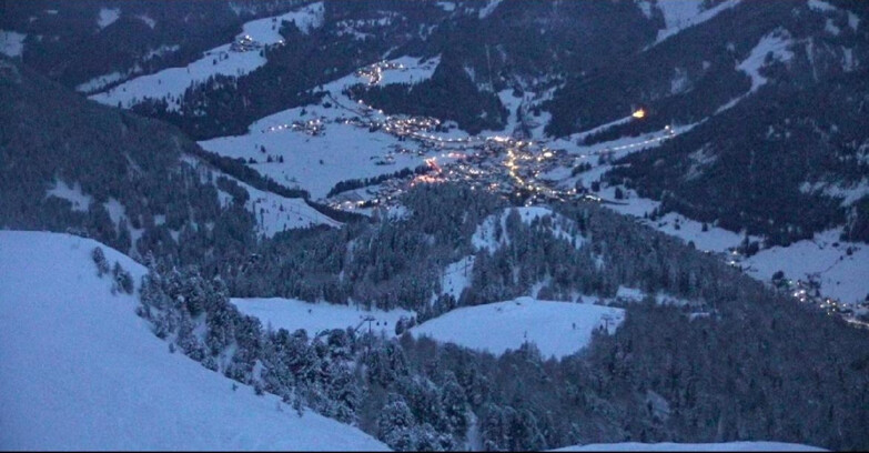 Webcam Pozza di Fassa-Aloch-Buffaure  - Sasso Lungo und Sasso Piatto