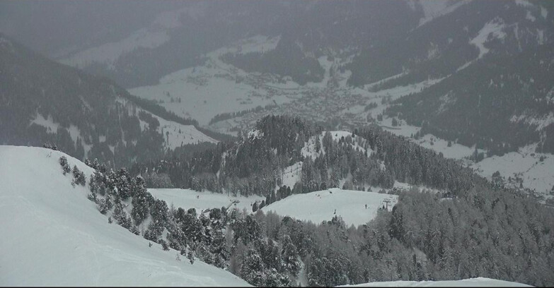 Webcam Pozza di Fassa-Aloch-Buffaure - Sasso Lungo e Sasso Piatto visti da Buffaure
