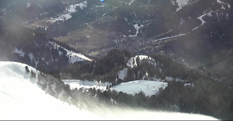 Webcam Pozza di Fassa-Aloch-Buffaure  - Sasso Lungo e Sasso Piatto visti da Buffaure