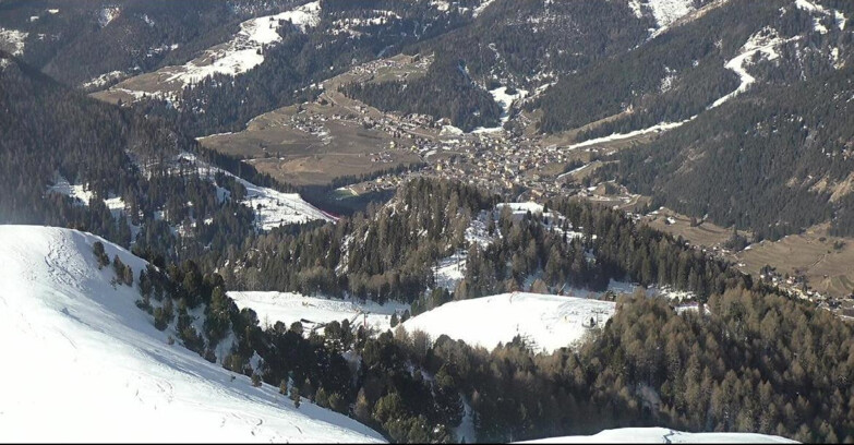 Webcam Pozza di Fassa-Aloch-Buffaure  - Sasso Lungo und Sasso Piatto