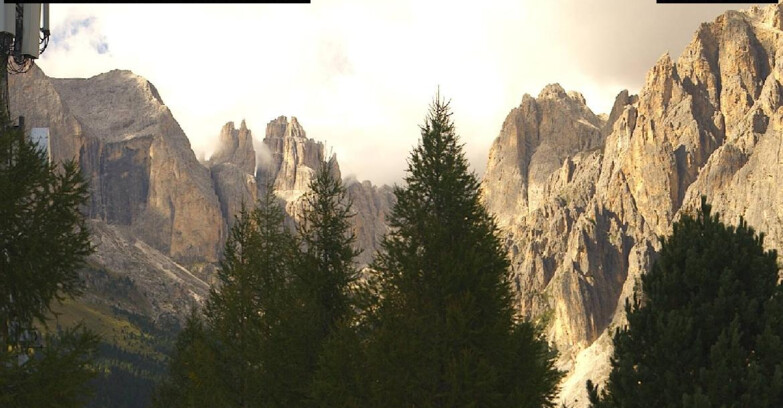 Webcam Vigo di Fassa-Pera-Ciampedìe - Vigo di Fassa - Gardeccia - Torri del Vajolet