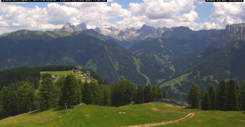 Webcam Vigo di Fassa-Pera-Ciampedìe - Vigo di Fassa - Ciampedie e Pozza Buffaure