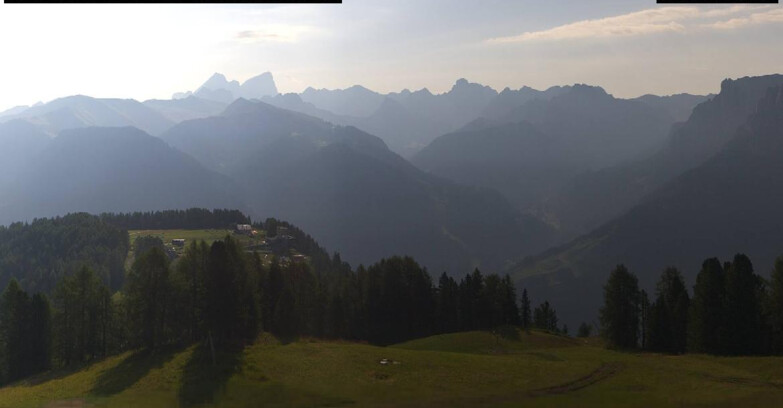 Webcam Vigo di Fassa-Pera-Ciampedìe - Vigo di Fassa - Ciampedie e Pozza Buffaure