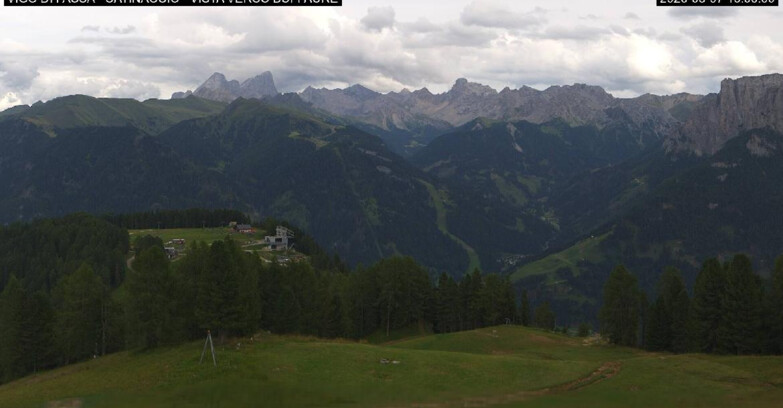 Webcam Vigo di Fassa-Pera-Ciampedìe - Vigo di Fassa - Ciampedie e Pozza Buffaure