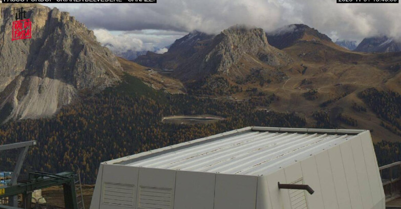 Webcam Campitello-Mazzin-Col Rodella - Canazei - Belvedere - Skiarea Belvedere
