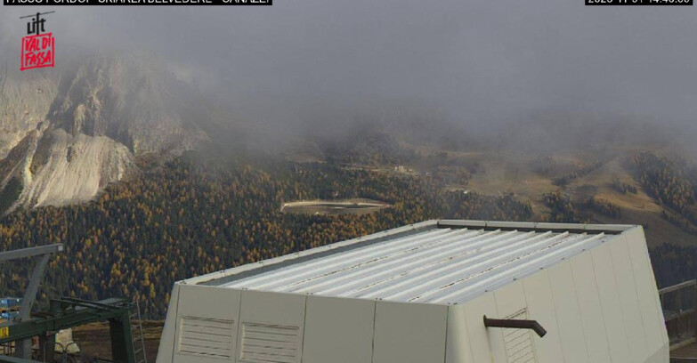 Webcam Campitello-Mazzin-Col Rodella - Canazei - Belvedere - Skiarea Belvedere