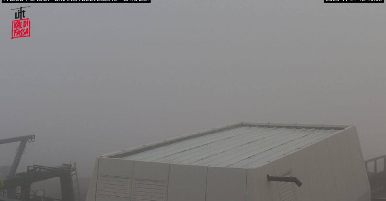 Webcam Campitello-Mazzin-Col Rodella - Canazei - Belvedere - Skiarea Belvedere