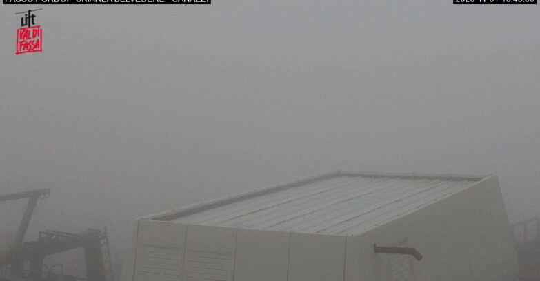 Webcam Campitello-Mazzin-Col Rodella - Canazei - Belvedere - Skiarea Belvedere