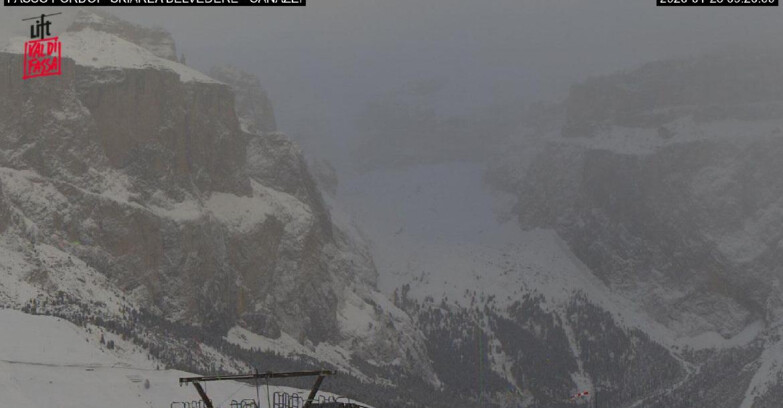 Webcam Campitello-Mazzin-Col Rodella - Canazei - Belvedere - Skiarea Belvedere
