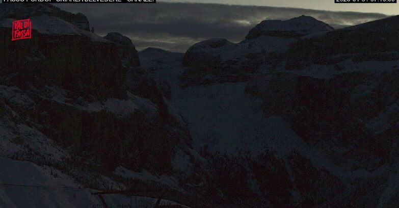 Webcam Campitello-Mazzin-Col Rodella  - Canazei - Belvedere - Skiarea Belvedere