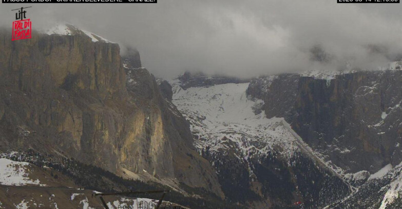 Webcam Campitello-Mazzin-Col Rodella - Canazei - Belvedere - Skiarea Belvedere